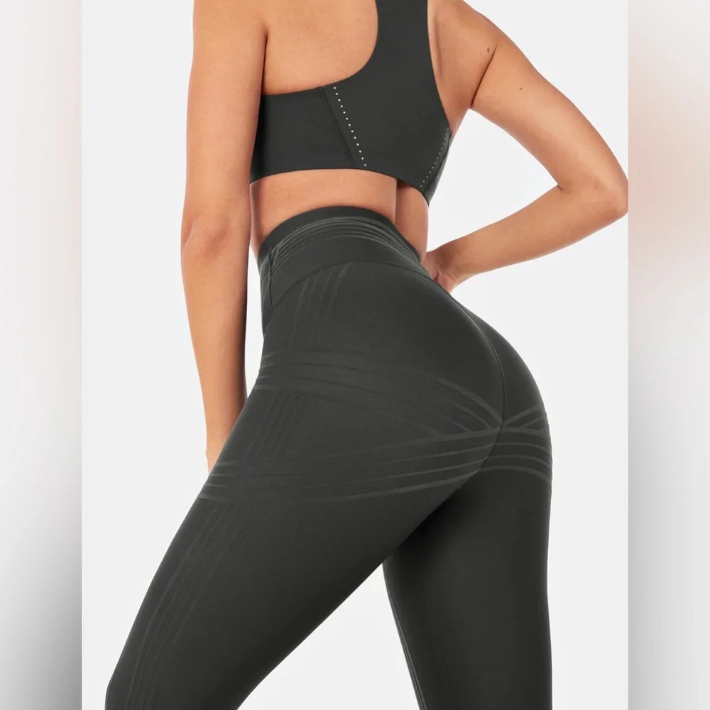 Franka PowerBand Resistance 7/8
Leggings (Reversible Wear) Dark Gray - Picture 3 of 10